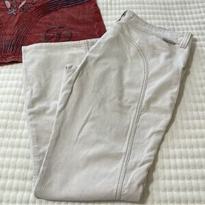 Levi Strauss Cream Retro Style Flare Corduroys 31" Inseam Size 11